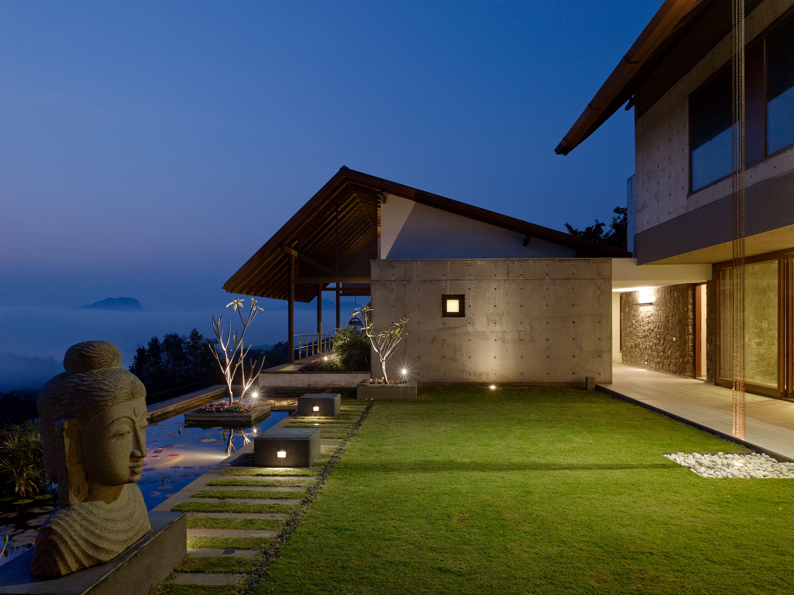 E14489 Alpa 042125 j2560